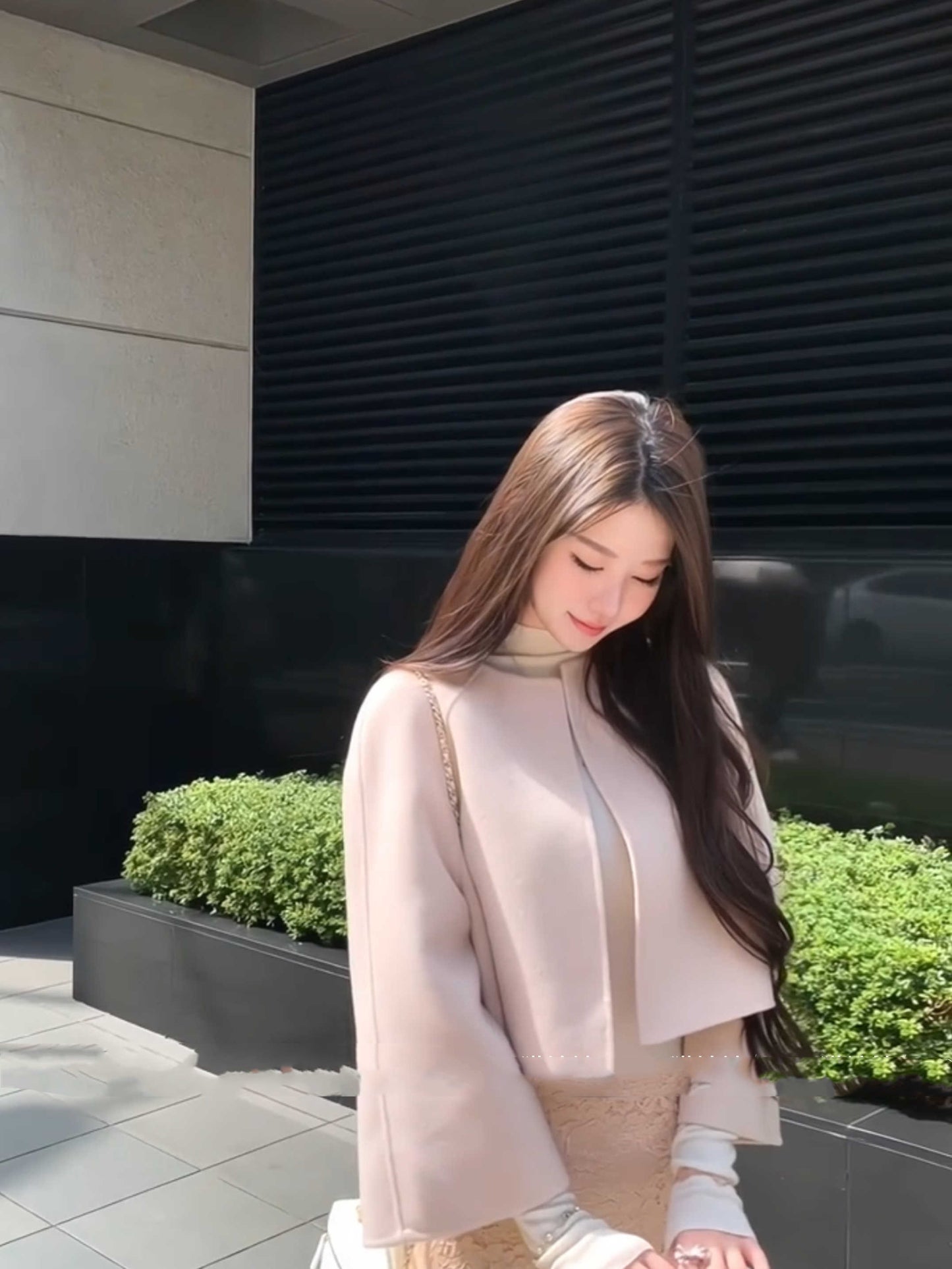 Stylish Wool Coats for Women: Embrace Warmth and Fashion