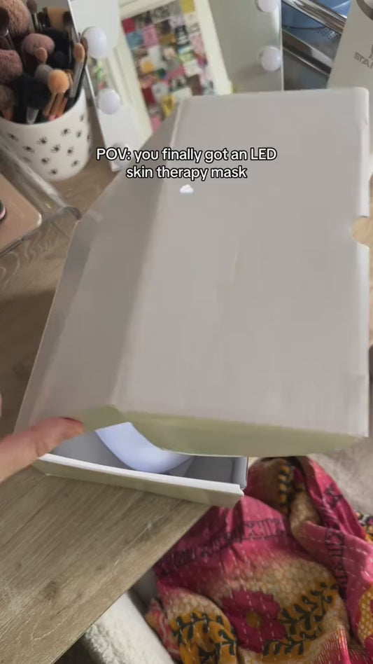 Viral Led Therapy Mask  - Low Price